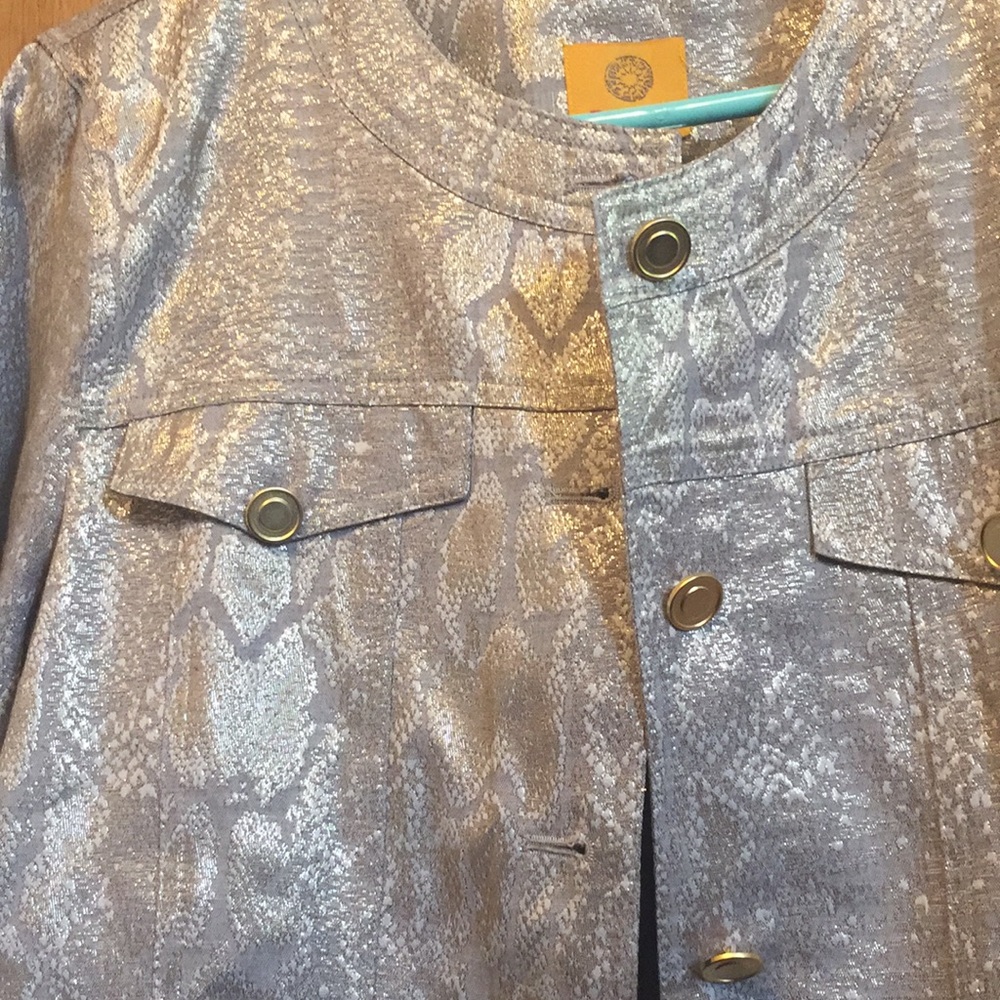 Ruby Rd. Gold Metallic Snake Skin Jacket ๐งฅโจ๐ - Picture 11 of 16
